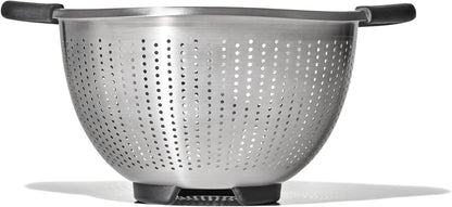 OXO Good Grips Stainless Steel 3 qt./ 2.8L Colander
