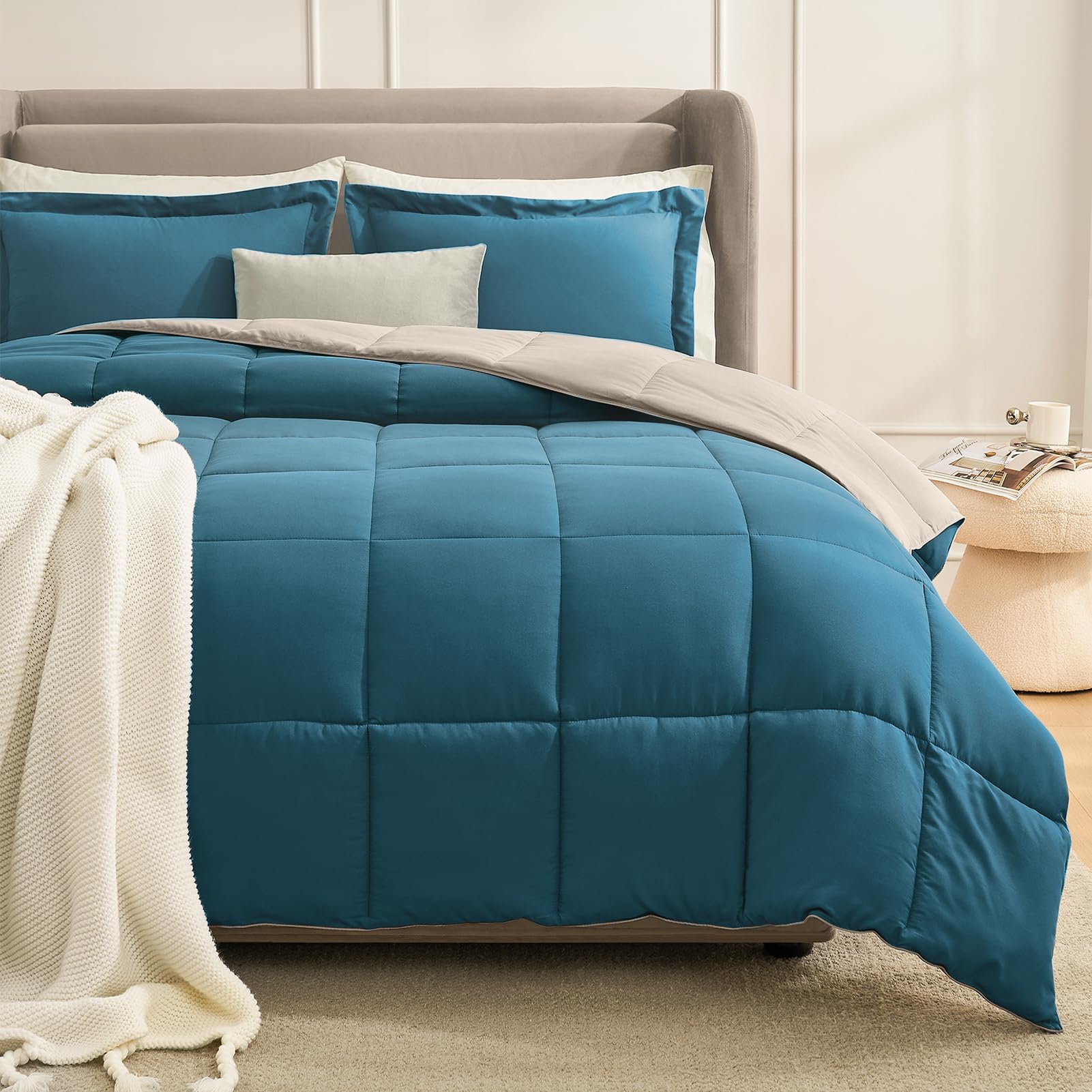 Homelike Moment Queen Comforter Set Grey, Comforters Queen Size Set, Soft Lightweight Down Alternative Bed Comforter Full Size Reversible All Season 3 Pieces Bedding Sets Grey/Light Gray