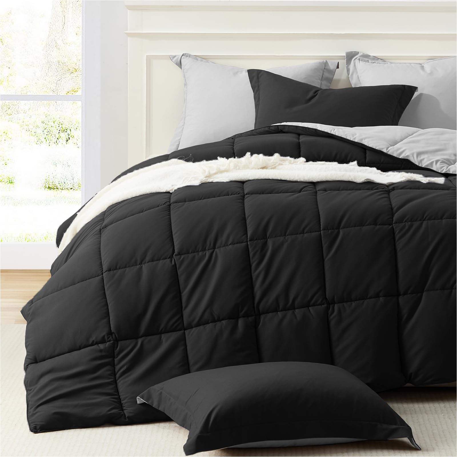 Homelike Moment Queen Comforter Set Grey, Comforters Queen Size Set, Soft Lightweight Down Alternative Bed Comforter Full Size Reversible All Season 3 Pieces Bedding Sets Grey/Light Gray