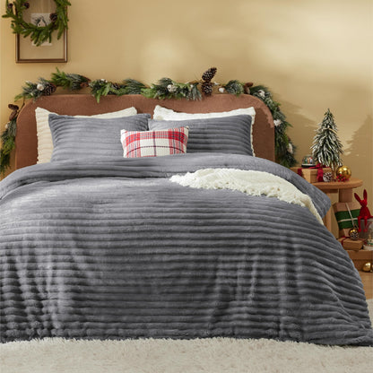 Bedsure Fluffy Comforter Set Queen - Super Soft Faux Fur Bed Set Cream White, Winter Warm Plush Fleece Bedding, 3 Pieces, 1 Shaggy Fuzzy Queen Size Comforter with 2 Pillowcases
